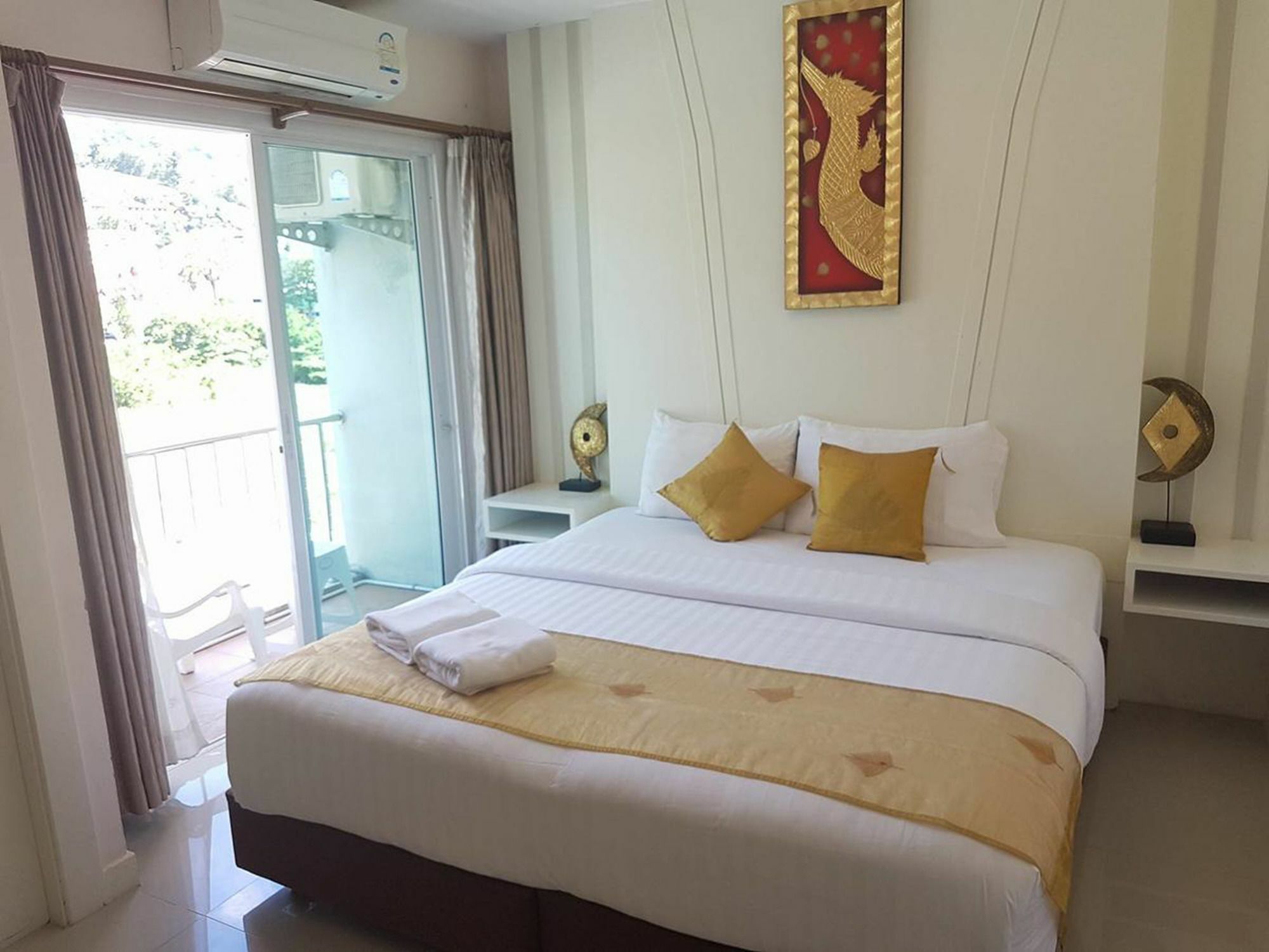 J Sweet Dream Boutique Hotel Phuket Patong Dış mekan fotoğraf